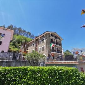 Antiche Terre Hotel & Relax，皮尼奧內的飯店