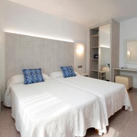 Hostal Roca, hotel v San Antonio