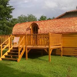 A la RONZIERE - Le Tonneau, hotelli kohteessa Pouilly-sous-Charlieu
