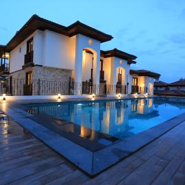 Verde Suites Akyaka, hotel i Akyaka
