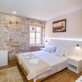 Idassa Atrium rooms, hotel a Zara (Zadar)