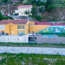 Merck Villa Gerês, hotel in Rio Caldo