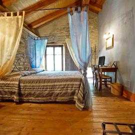 Viesnīca La Maison Des Vignerons Chambres D'Hotes B&B pilsētā Donnaz