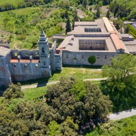 Abbazia Santa Maria del Bosco، فندق في Contessa Entellina