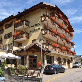 Albergo Dolomiti, khách sạn ở Capriana