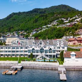 Hofslund Fjord Hotel, hotel v destinaci Sogndal