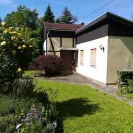 Ferienhaus am Park، فندق في ديتس