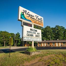 Alger Falls Motel, hotel u gradu 'Munising'
