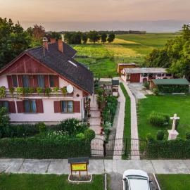 Gemenc Vendégház, hotel u gradu Hercegszántó