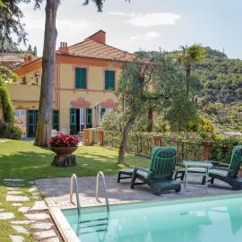 VILLA AURORA Relax con Vista Mare e Piscina, hotel en Camogli