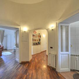 Rome Luxury House - The House، فندق في روما