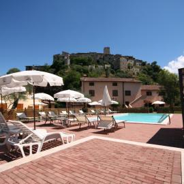 Case Vacanza Fiocchi, hotel u gradu 'Arrone'