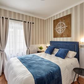 "Breeze" Aparthotel by Parrot`s House