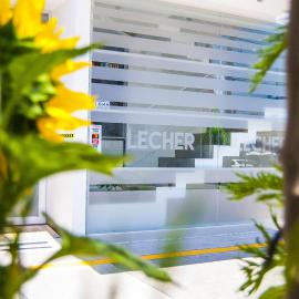 Hostal Lecher, hotel u gradu Ikike
