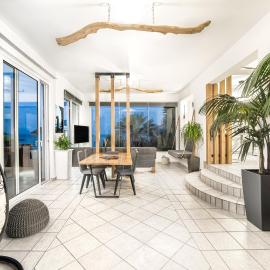 Exotic Master-House in a Unique Location!, hôtel à Lithakia