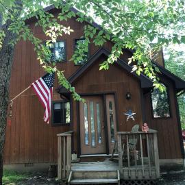 My Little Flagship Cabin