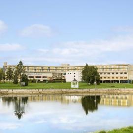 Ramada by Wyndham Belleville Harbourview Conference Center, hotel em Belleville