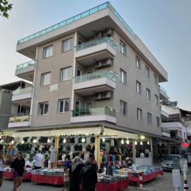 GÜMÜLDÜR ÇALIŞKAN APART 1, hotelli kohteessa Gumuldur