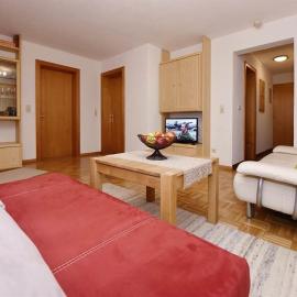 Ferienwohnung Bitschnau Ulrike, khách sạn ở Vandans