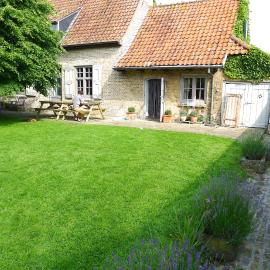 Holiday Home Bonjour Clara, khách sạn ở Alveringem