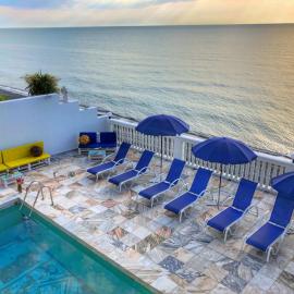 Hotel Tramonto, hotel v destinácii Čakvi
