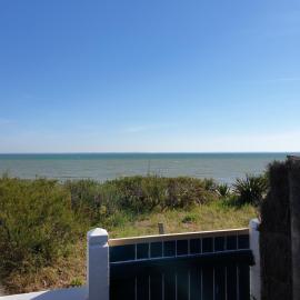 Pousse le portail et pose toi sur la plage, hotel in Noirmoutier-en-l'lle