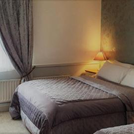Danagher’s Hotel Cong, hotel u gradu 'Cong'