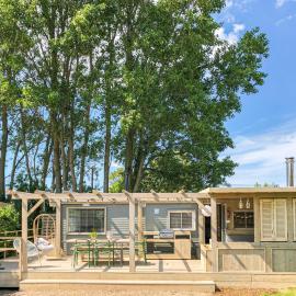 LODGES 7Huizen aan Zee, hotel in Scharendijke