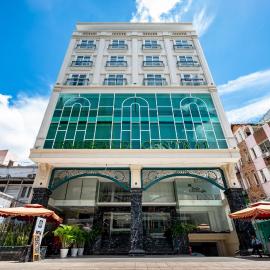 Emerald Central