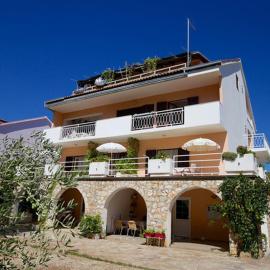 Apartments Delic, hotel in Stari Grad