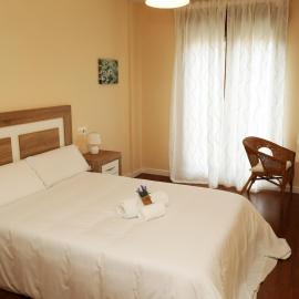 Apartamentos turisticos Puente Romano Portal 4 Bajo -A, hotel u gradu Salamanka
