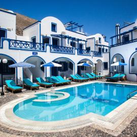Roula Villa Studios & Apartments, hotel em Perissa