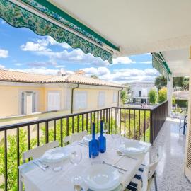 Apartment Los Girasoles by Interhome