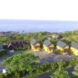 TIDA Resort Yakushima 旧 屋久島海の胡汀路てぃーだ, khách sạn ở Yakushima