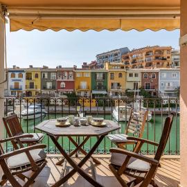 Beach Apartment with beautiful view, hotel in Port Saplaya