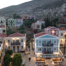 Poseidon Hotel, hotell i Megísti