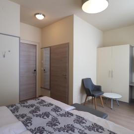 Kirchenwirt in Maria Schutz, hotel u gradu 'Schottwien'