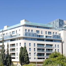 King David Residence Luxury 4 BD/Pool/Gym/Parking, hotel v Jeruzaleme