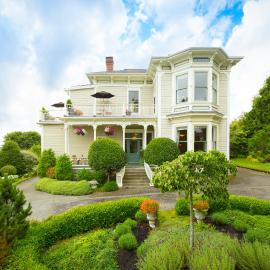 Fairholme Manor Inn, hotel in Victoria