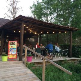 Camping Le Canoë, hotel u gradu Chaussin