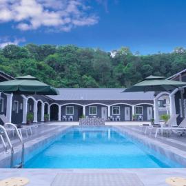 Cenang Rooms With Pool by Virgo Star Resort, hotel in Pantai Cenang