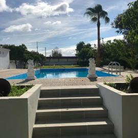 Villa pilonga, hotel v destinácii Dos Hermanas
