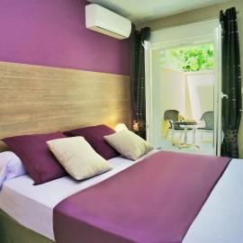 Hôtel l'Anvia, hotel v destinácii Bollène