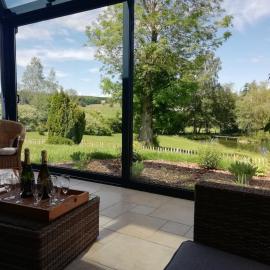Au bord de l'Eau, hotel in Bastogne