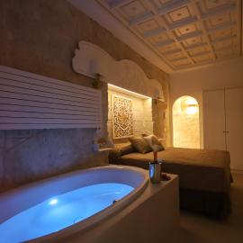 Palazzo Stapane Home Suite 8 - Luxury Living Monopoli, Hotel in Monopoli
