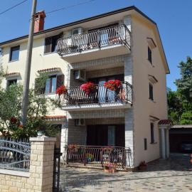 Apartments Ruža