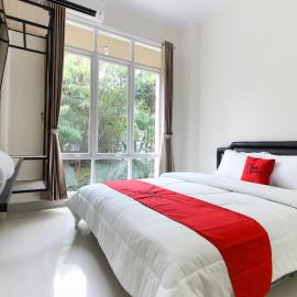 RedDoorz near Jogja City Mall 3, hotel in Sleman