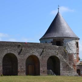 Auberge de jeunesse-La Hulotte, Hotel in Montreuil-sur-Mer