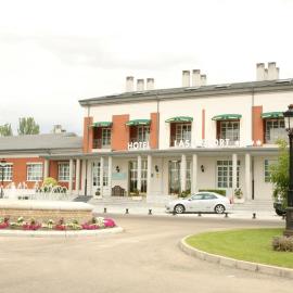 Hotel Lasa Sport, hotel di Valladolid