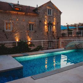 Palazzo Radomiri Heritage Boutique Hotel, hotel di Kotor
